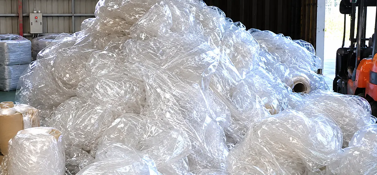 分別回収された使用済みストレッチフィルム